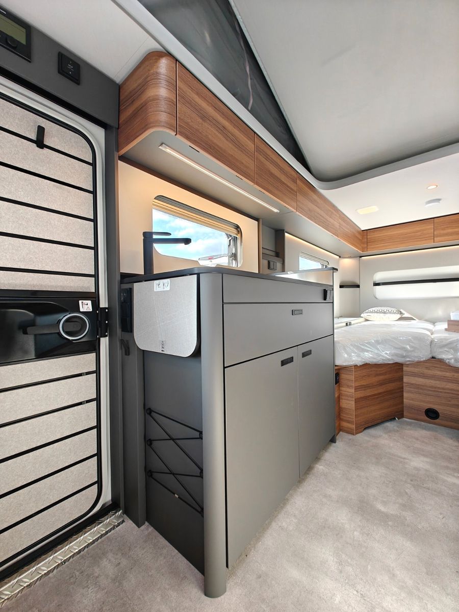 Fahrzeugabbildung HYMER / ERIBA / HYMERCAR Feeling 442 2026