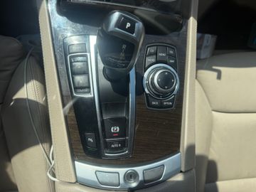 BMW 730 - 12