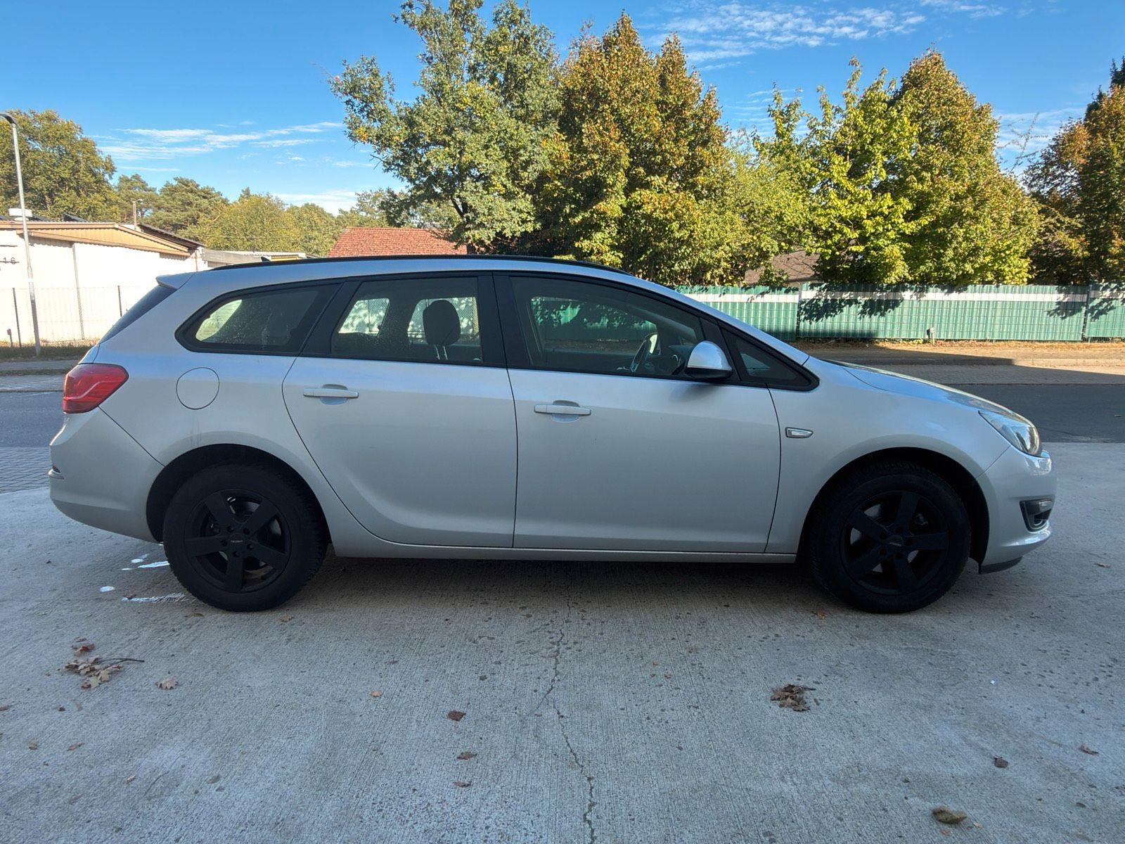 Opel Astra 2014 — photo 5
