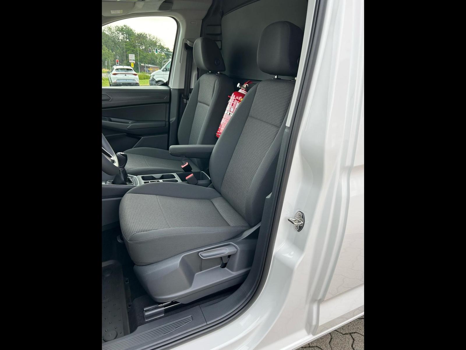 Volkswagen Caddy Cargo Maxi 1.5 TSI / AHK App-Connect