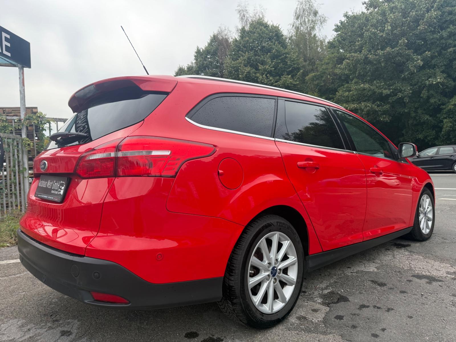 Ford Focus 2015 — photo 5