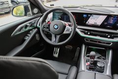 BMW XM / BOWERS & WILKINS / AHK / M DRIVERS BMW XM / BOWERS & WILKINS / AHK / M DRIVERS