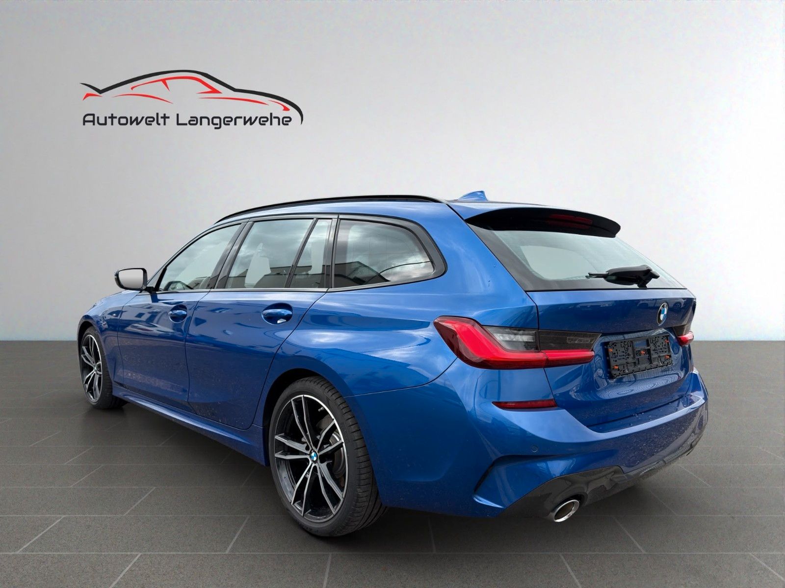 BMW 320d xDrive*M Sport*Pano*Leder*Head Up*1.Hand* foto 5
