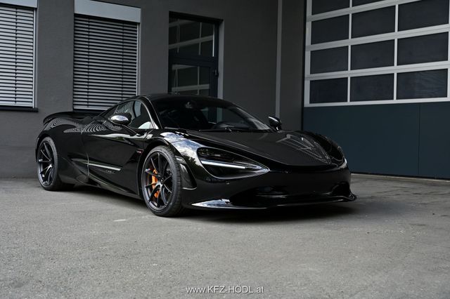 McLaren 750S Coupe Voll Carbon