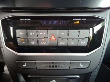 KGM Tivoli NOMAD 1.5 AT Navi°RFK°SHZ°ALU°DAB°CarPlay