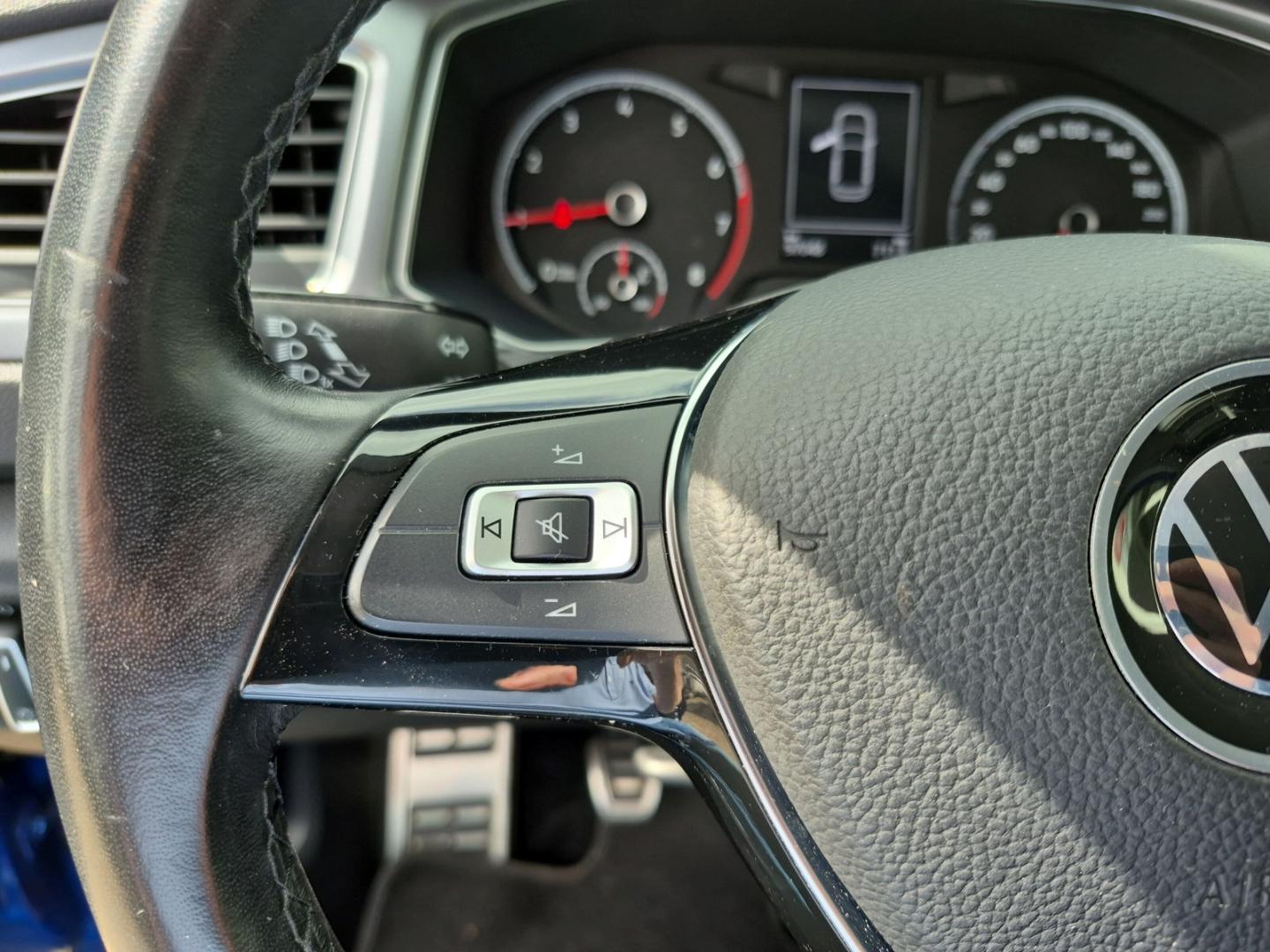 Volkswagen T-Roc Active Navi PDC CarPlay LM Sitzheizung, миниатюра 18
