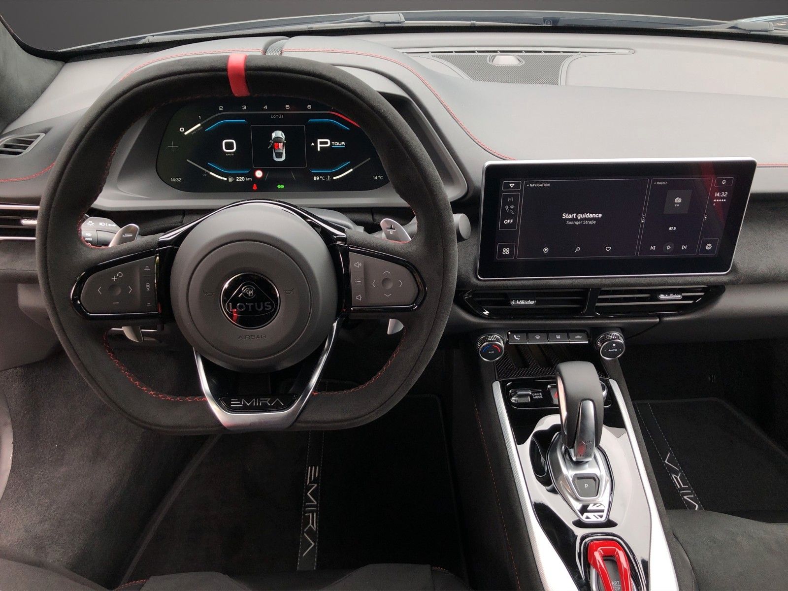 Fahrzeugabbildung Lotus Emira i4 Turbo SE ACC Lotus Wuppertal