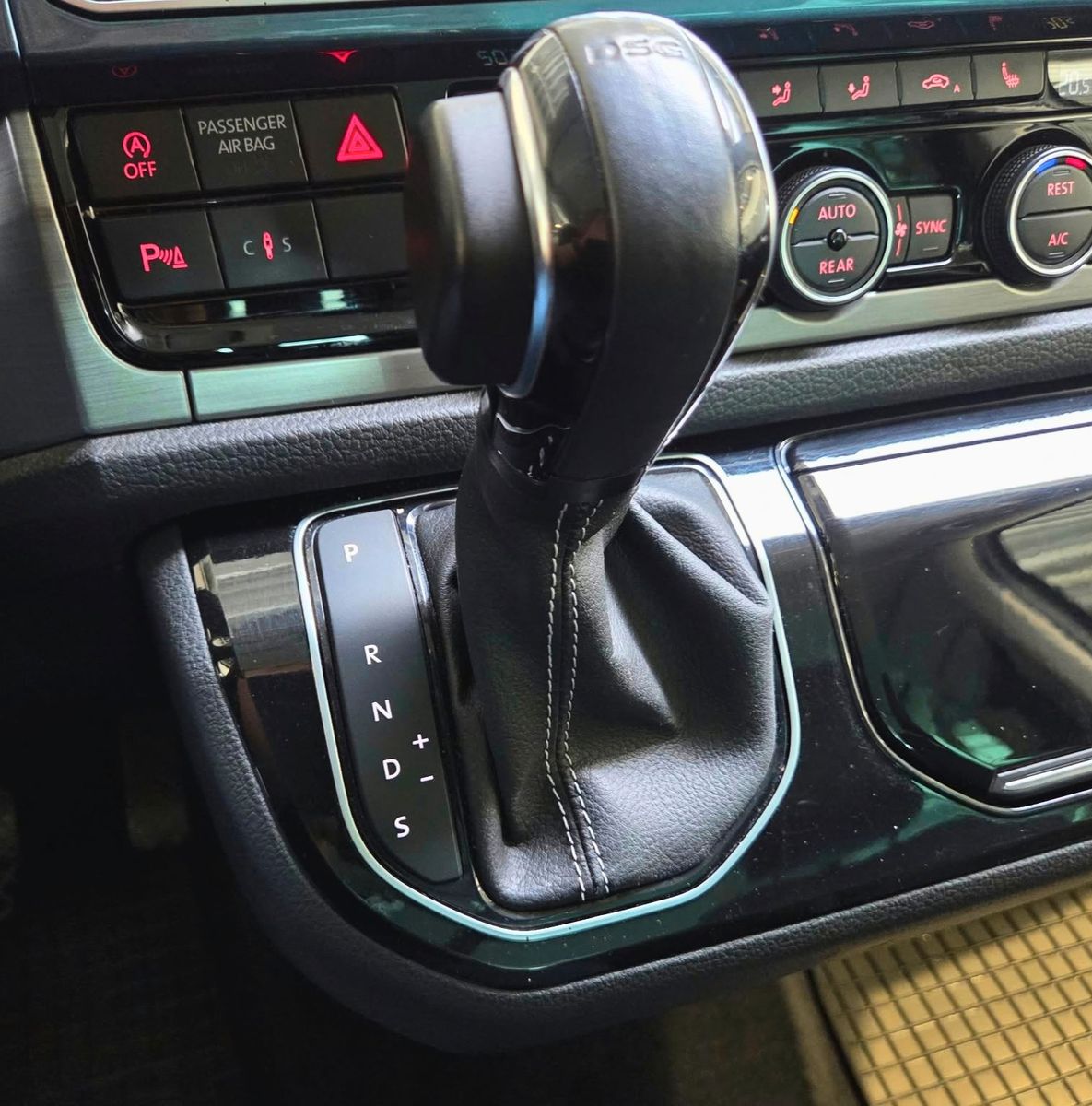 VW T6 Multivan — zdjęcie 25