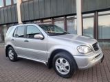 Mercedes-Benz ML 270 Nur 142 TKm-1 Hd-AHK 3.4 To-DPF-Grüne Pla - Mercedes-Benz ML 270 mit Diesel-Antrieb