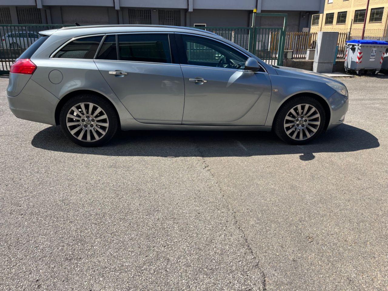 Opel Insignia 2010 — photo 8