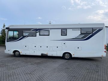 Bild 27 Concorde Liner 990 G PKW-Garage Top