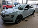 Skoda Superb Style 4x4 2.0 TSI*AHK*MATRIX*360*STHZ*ACC - Skoda Superb: 3t