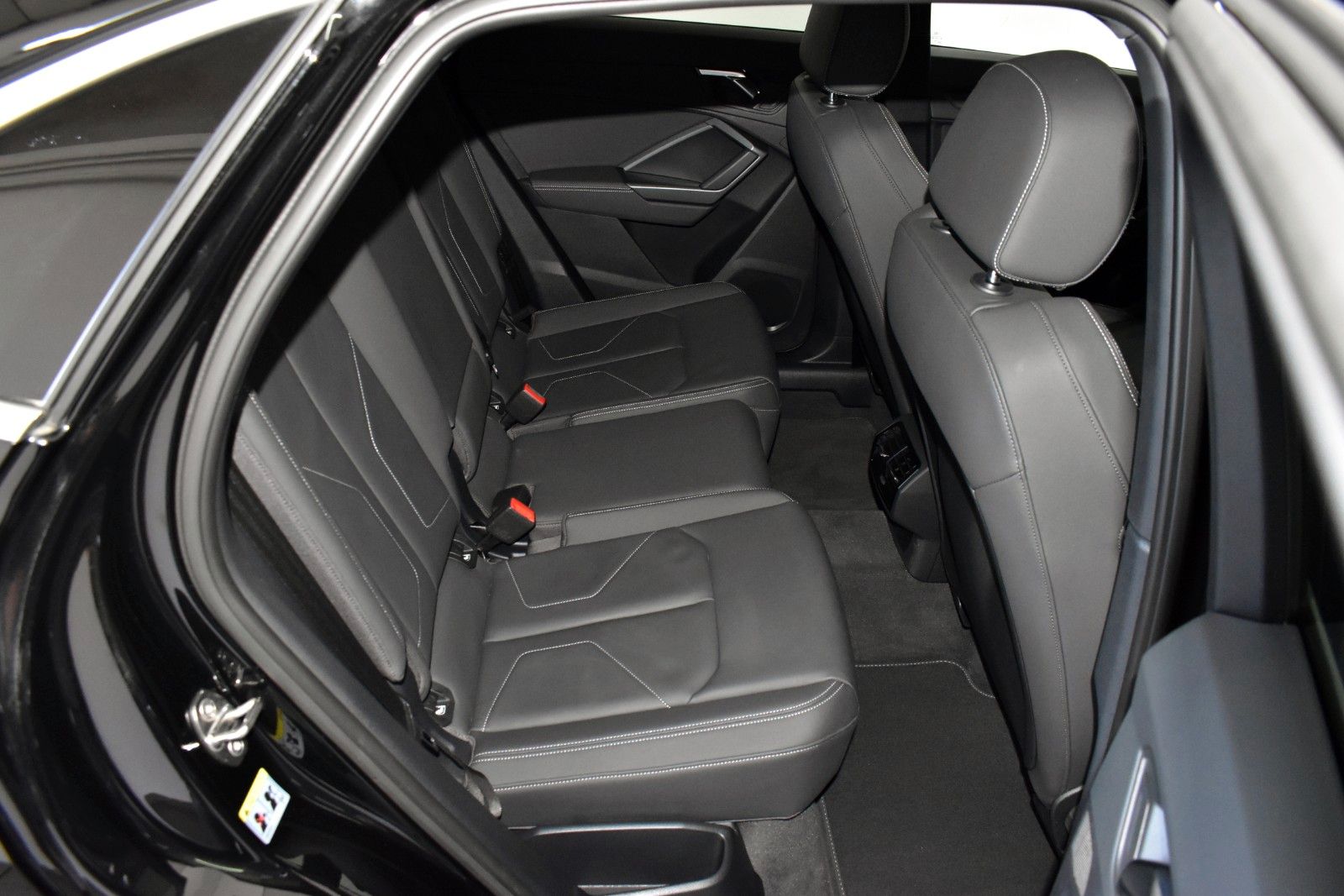 Fahrzeugabbildung Audi Q3 Sportback 35 TDI S line Leder,Navi,LED,Kamera