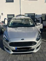 Ford s-Max 7 sitzer AHK STHeizung 8 fach b... - Ford S-Max Gebrauchtwagen in Freiburg