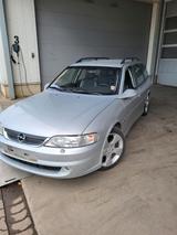Opel Vectra Zender Sport - Opel Vectra: Sport