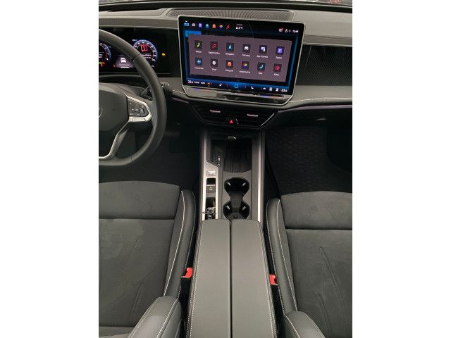 Passat Variant Business 1.5 eTSI DSG AHK+HUD