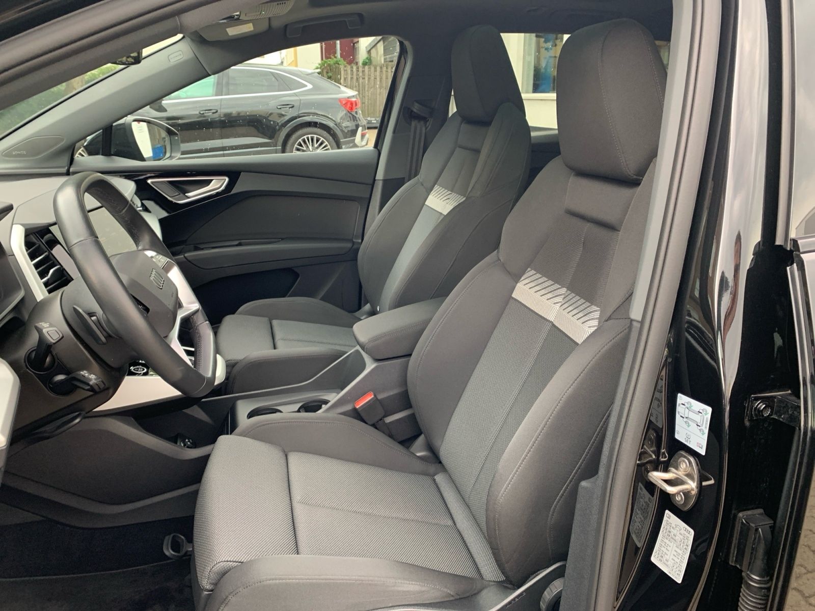 Audi Q4 e-tron - Bild 17