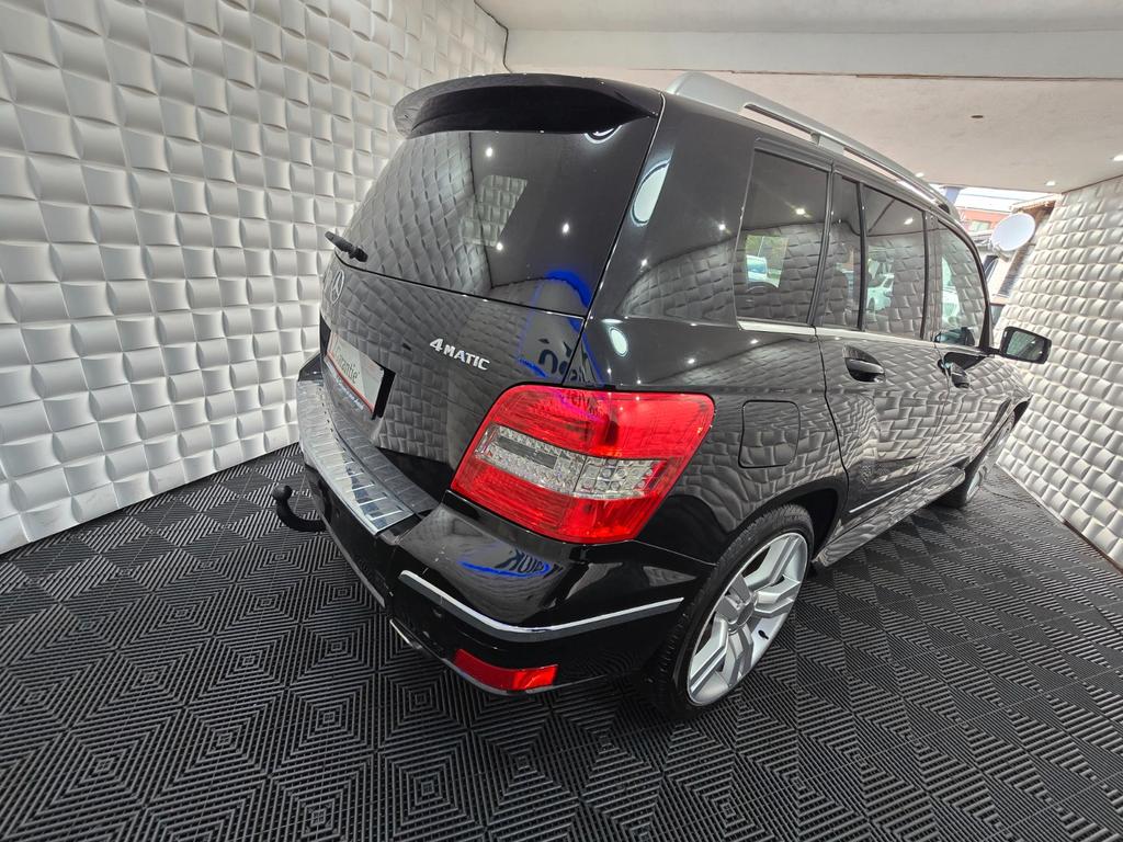 Mercedes-Benz GLK 320