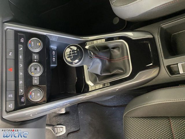 T-Roc 1.5TSI Sport NAVI KLIMA LED ACTIVE INFO