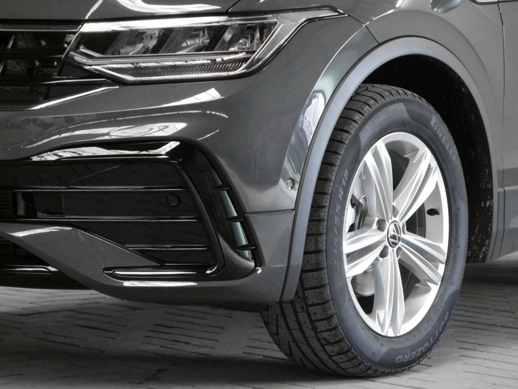 Fahrzeugabbildung Volkswagen Tiguan 2.0 TDI AppConnect SHZ ACC