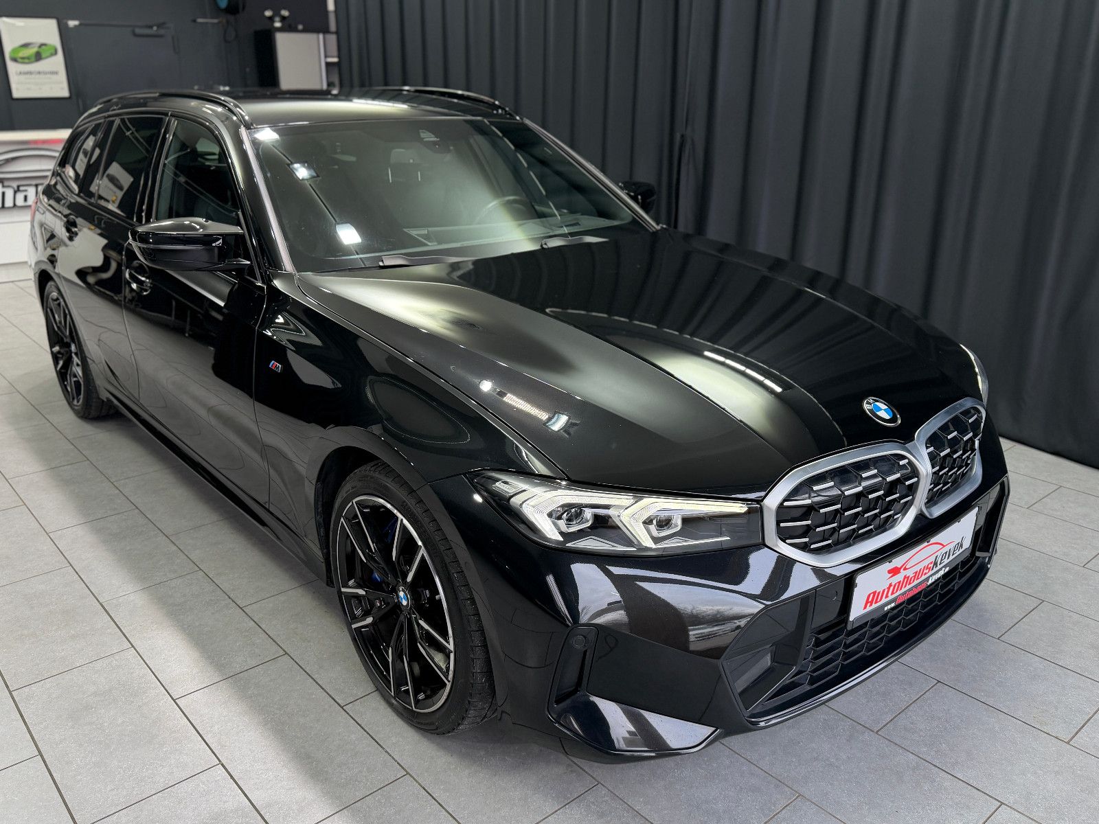 Fahrzeugabbildung BMW M340 i xDrive Touring |FACELIFT|HIFI|AHK|