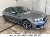 BMW 530 e xDrive Facelift M Sport Glasdach LiveCockp - BMW 530: Facelift