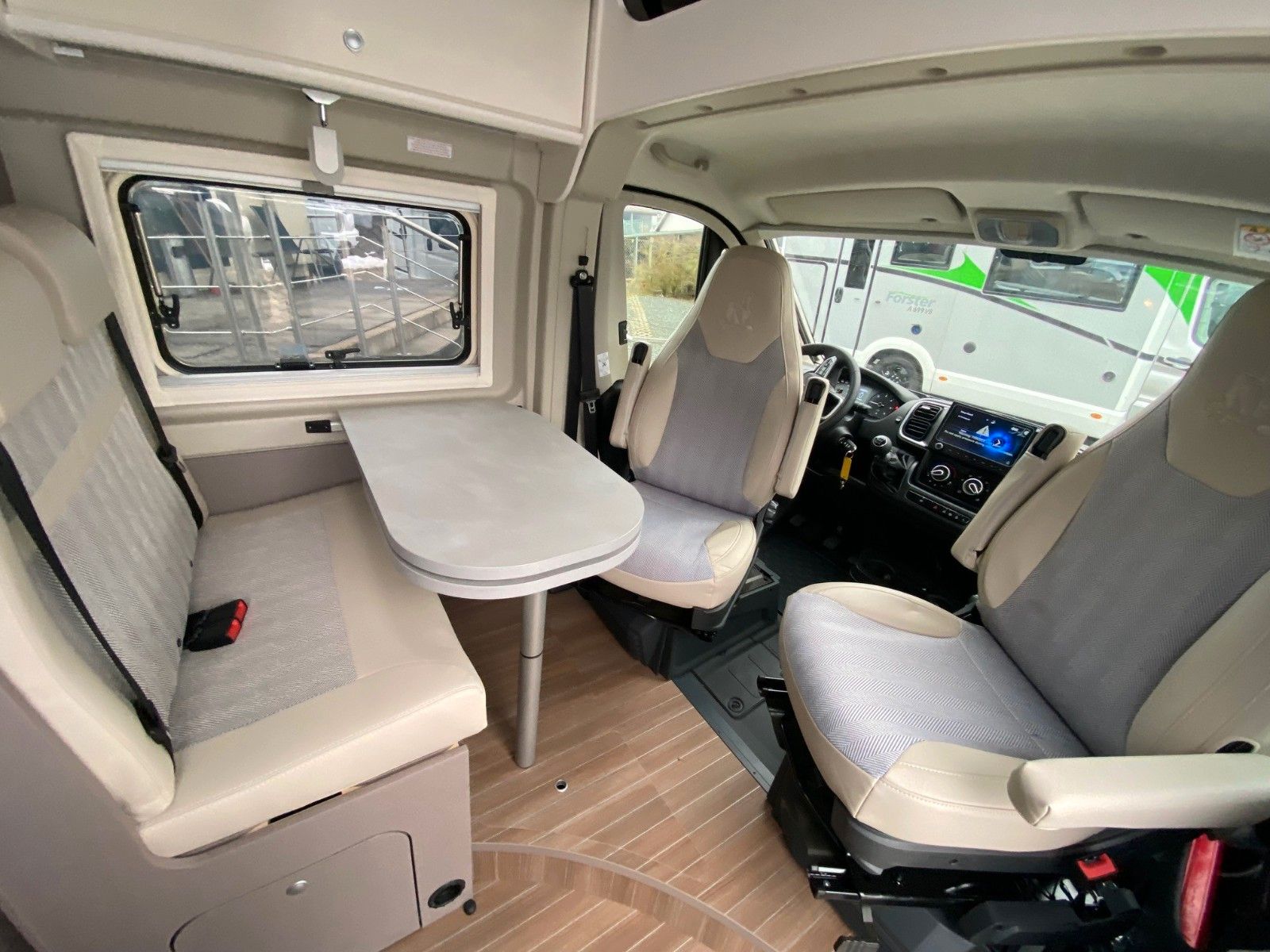 Fahrzeugabbildung Etrusco CV 600 DB *Aufstelldach*Complete Selection*Marki