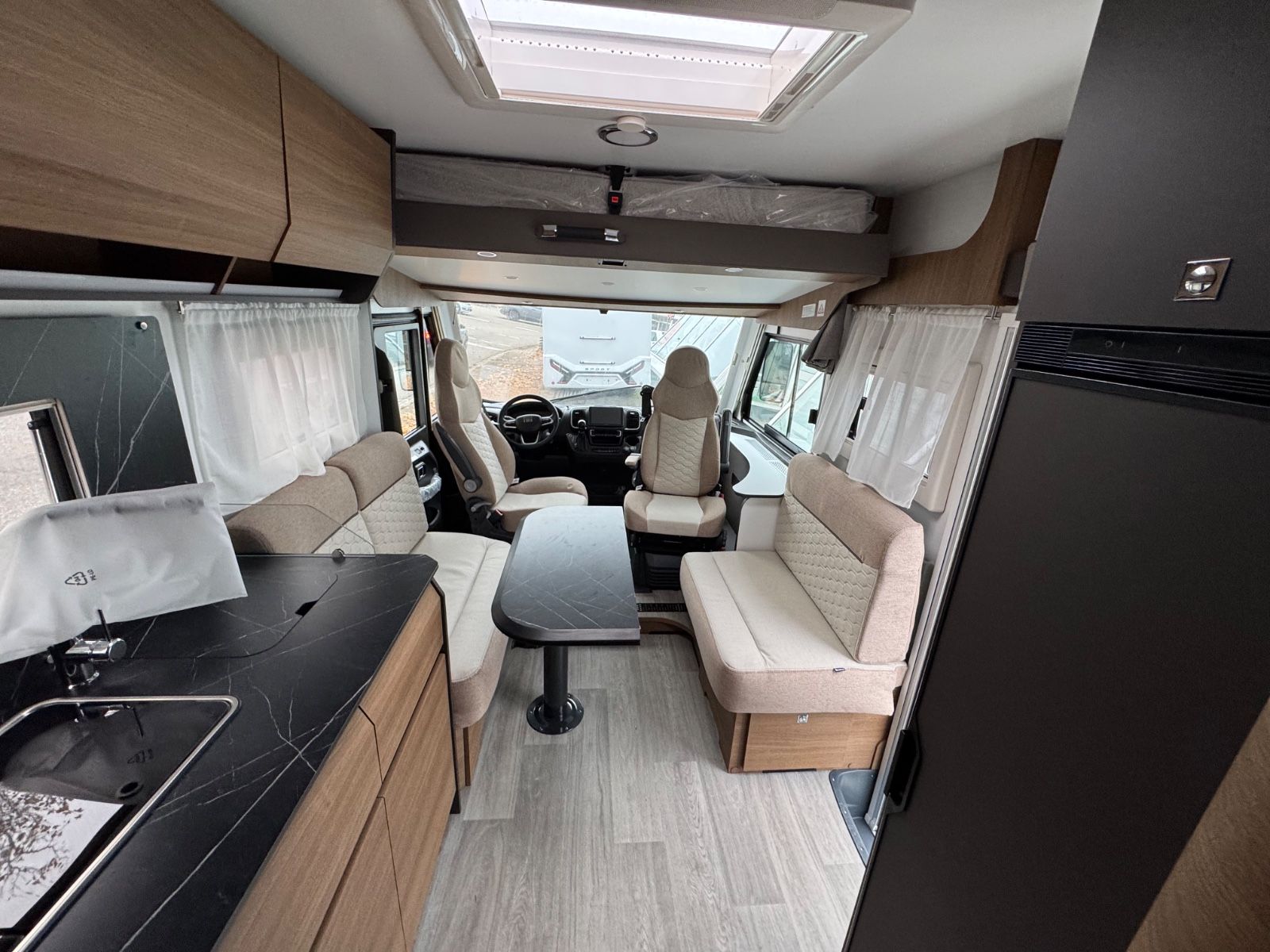 Fahrzeugabbildung Benimar Amphitryon 967 mit Alde Heizung