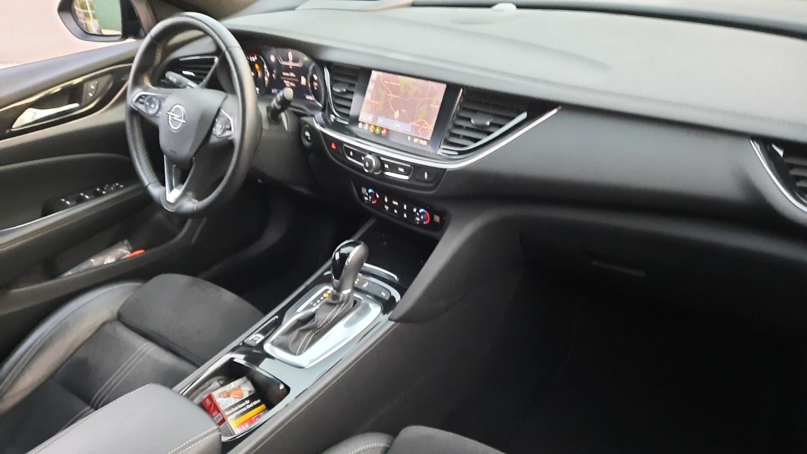 Opel Insignia B Sports Tourer 1.Hd Alcantara Led