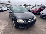 Volkswagen Touran Highline - Volkswagen Touran aus 2005: Highline