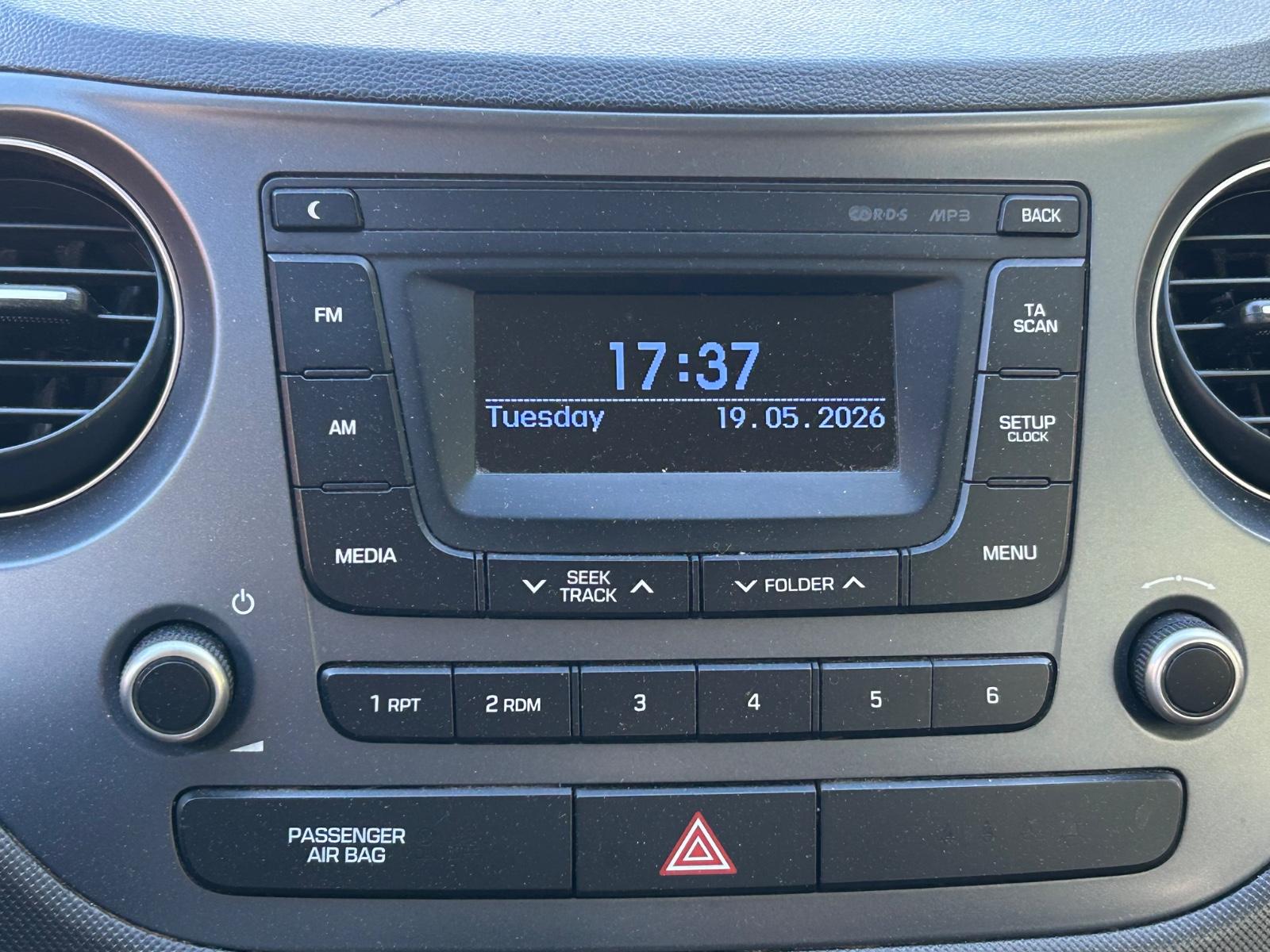 Hyundai i10-Euro6-Klima-Hu:Neu-