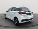 Hyundai i20 Select ALU+ALLWETTER+KLIMA+BLUETOOTH+ - Hyundai i20: Select