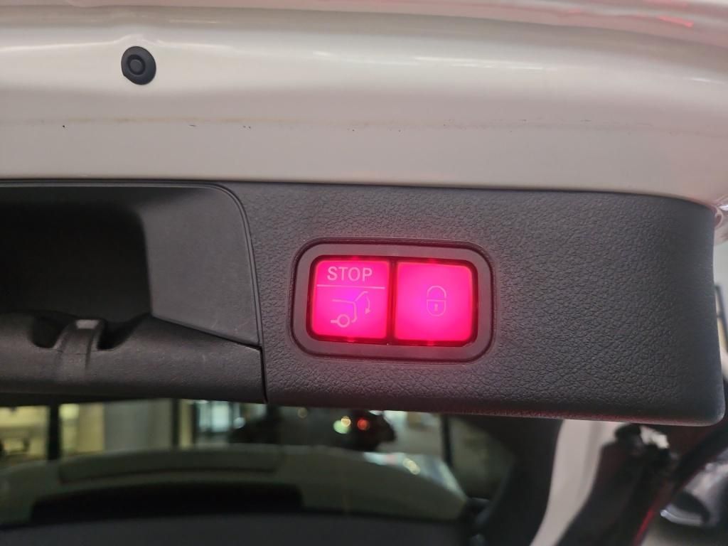 Fahrzeugabbildung Mercedes-Benz B 200 Style Multibeam Totwi. Parkpilot KeylessGO