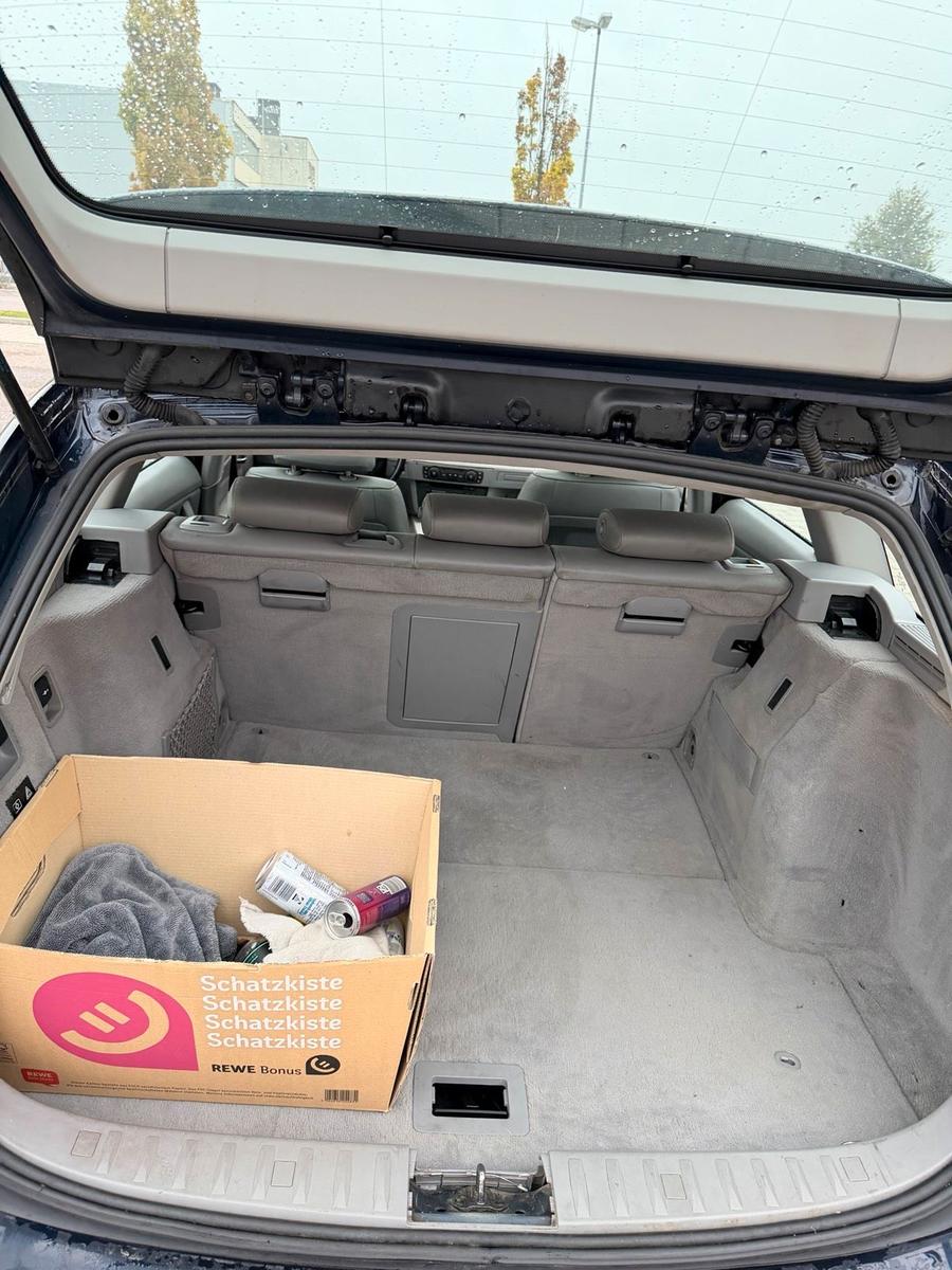 BMW 325 2006 — engine 218 HP (160kW)