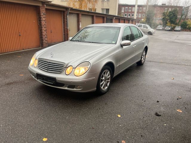 Mercedes-Benz E 240 Elegance, Automatik, N...