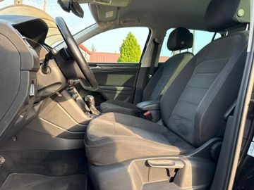 Volkswagen Tiguan - 4
