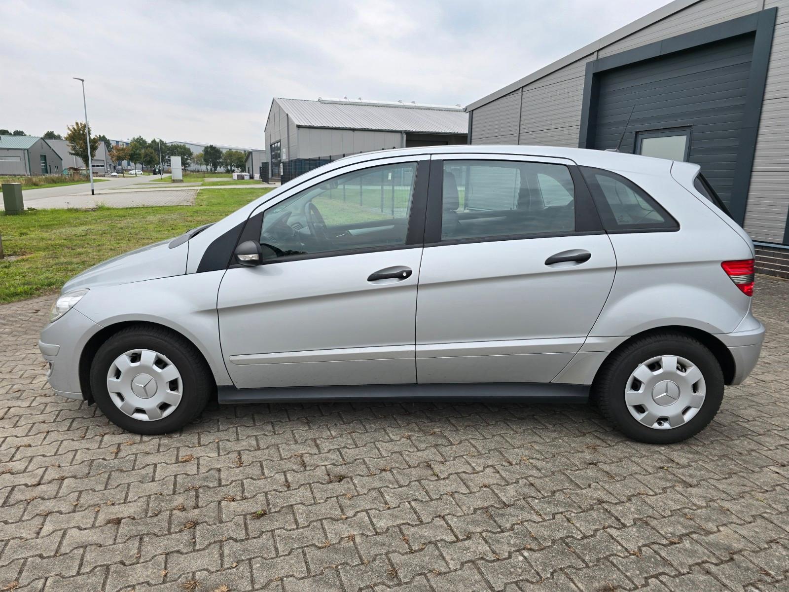 Mercedes-Benz B170 2007 — photo 12
