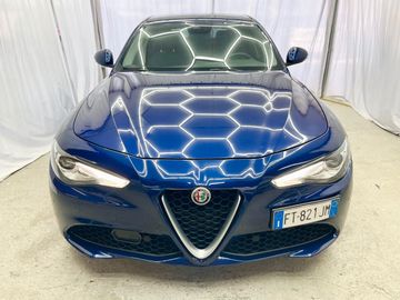 Alfa-Romeo Giulia - 3
