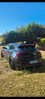 Opel Astra J GTC OPC - Opel Astra aus 2012: Opc