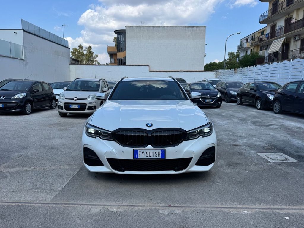 Image of BMW 320