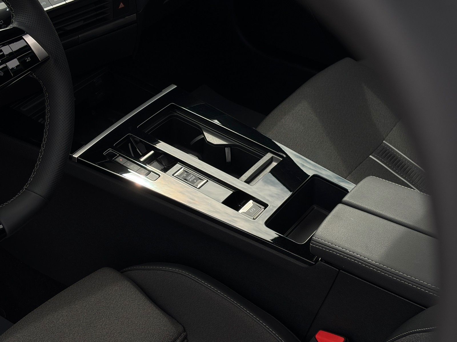 Fahrzeugabbildung Opel Astra ST 1.2 Turbo GS HuD 360° LHZ IntelliDrive
