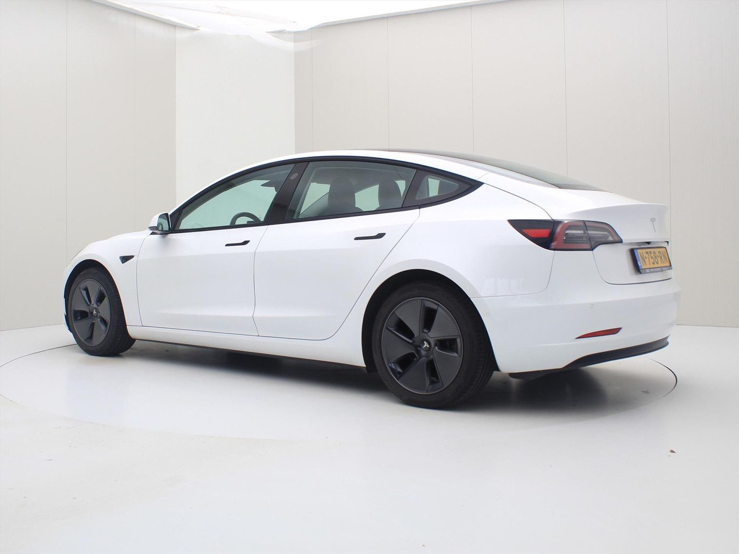 Tesla Model 3 Standard RWD Plus FACELIFT 89.5% SoH [ L imagem 3