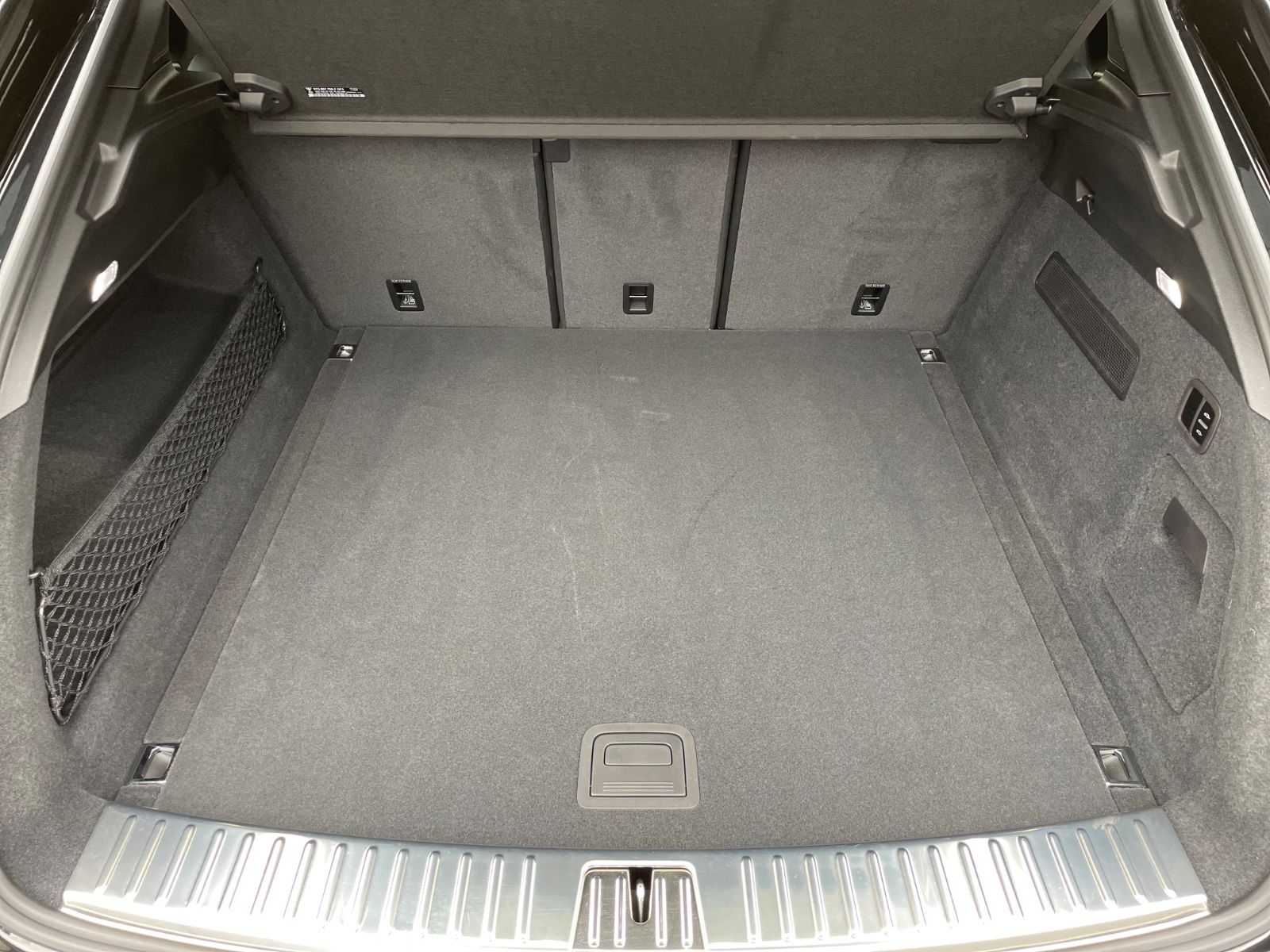 Fahrzeugabbildung Porsche Cayenne V6 Coupe |ACC|HUD|PASM|3.Displ.|Bose|22"