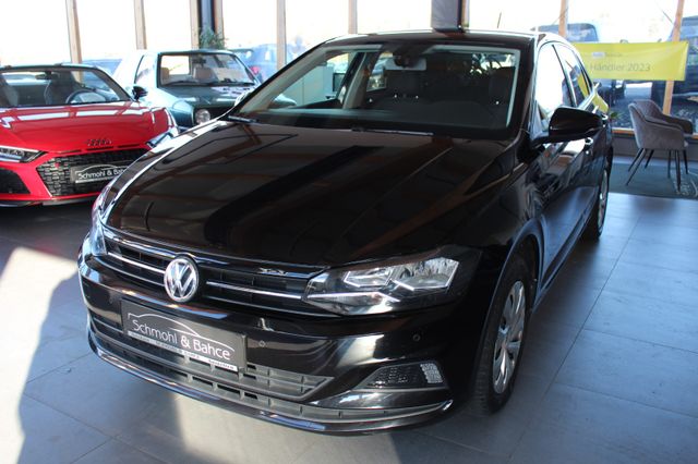 Volkswagen Polo VI 1.0 Comfortline*KLIMAAUT.*PDC*