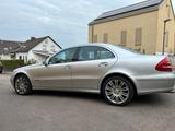 Mercedes-Benz MB W211 E320 4 Matic - Mercedes-Benz E 320: W211