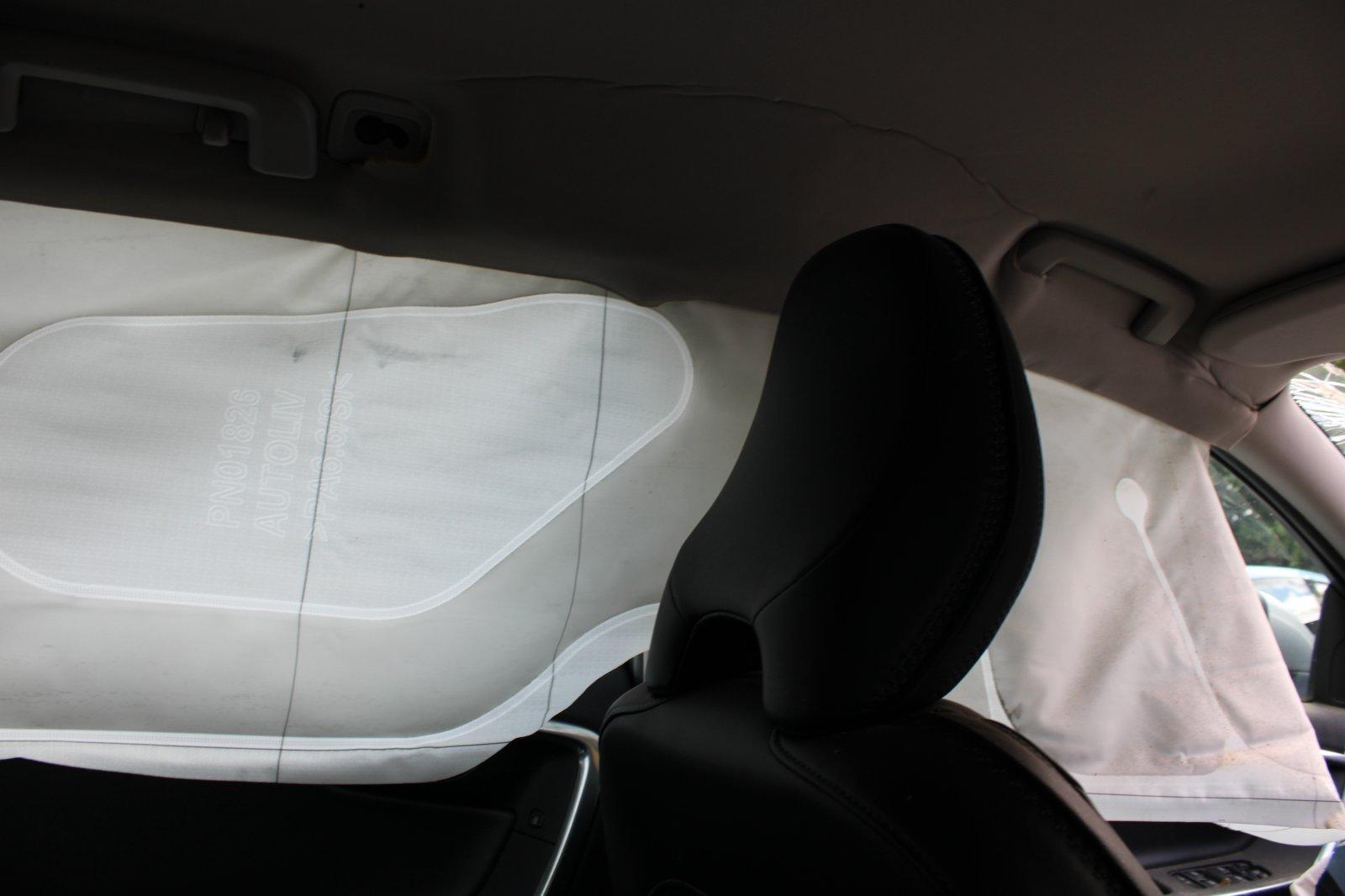 Volvo V60 2012 — photo 12