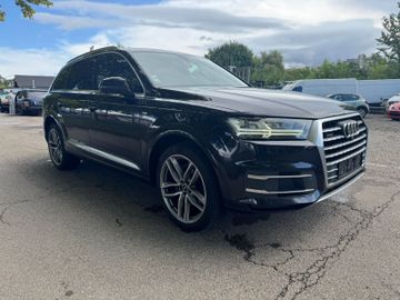 Audi Q7 - 3
