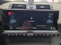Fahrzeugabbildung DS Automobiles DS 7 Crossback PT 180 Rivoli + Leder/360°/AHK