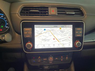 Nissan Leaf N-Connecta Winterpaket Allwetterbereifung