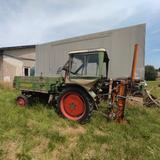 Fendt F 231 GTS mit Holzspalter und Anhänger - Fendt Gt231